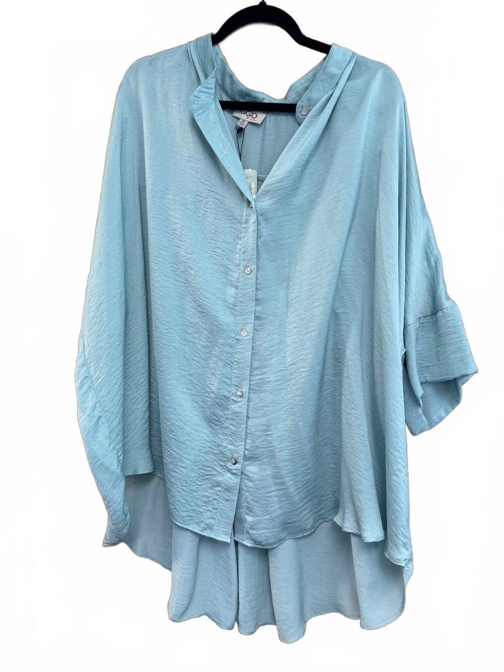 NEW GIGIO women's satin button top - plus in mint